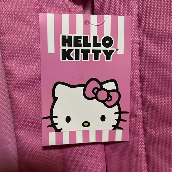 Hello Kitty
Light Weight Backpack - Picture 7 of 8